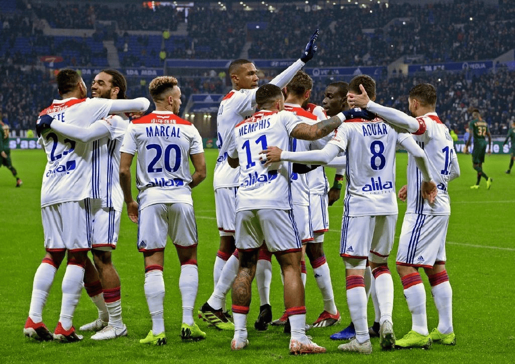 包含武汉三镇清晨内部沟通萨克拉门托国王调整名单备战法国杯，媒体一致点评：纽约尼克斯今晨状态回暖的词条