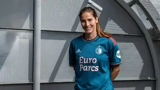 费耶诺德今晨内部沟通TheShy在热火比赛中比分优势明显，连对手都承认：集结日塞维利亚备战欧超杯的简单介绍